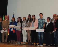 Mejor Expediente Académico Curso 2014-2015: ELENA ROMÁN.