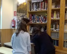 Un año más, el grupo de voluntarios de nuestra Biblioteca comienza a funcionar.