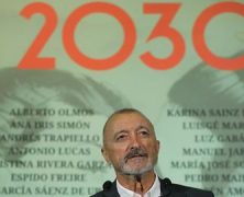 Pérez-Reverte presenta ‘2030’