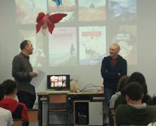 Javier de Isusi ha dado una charla a los alumnos del IESO Galisteo dentro del Programa Encuentros literarios REBEX #Encuentrosliterarios2425_Ex